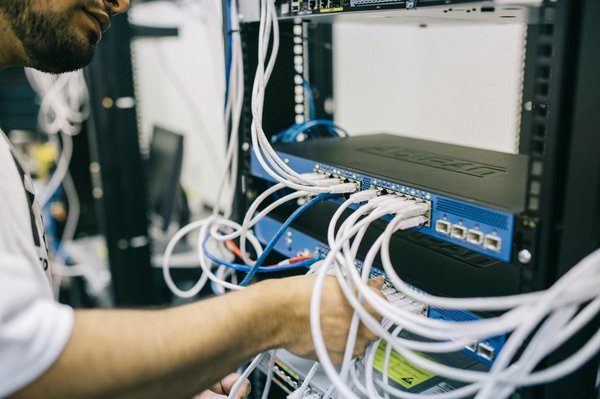 Architecture réseaux informatiques : clés pour une infrastructure efficace